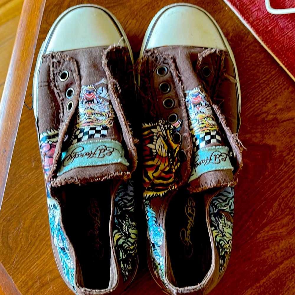 ED HARDY SLIP ON SNEAKERS WOMEN'S SIZE 7